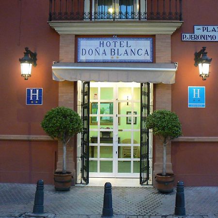 Hotel Dona Blanca Seville Exterior photo
