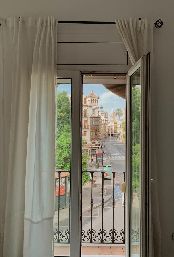 Hotel Dona Blanca Seville Exterior photo