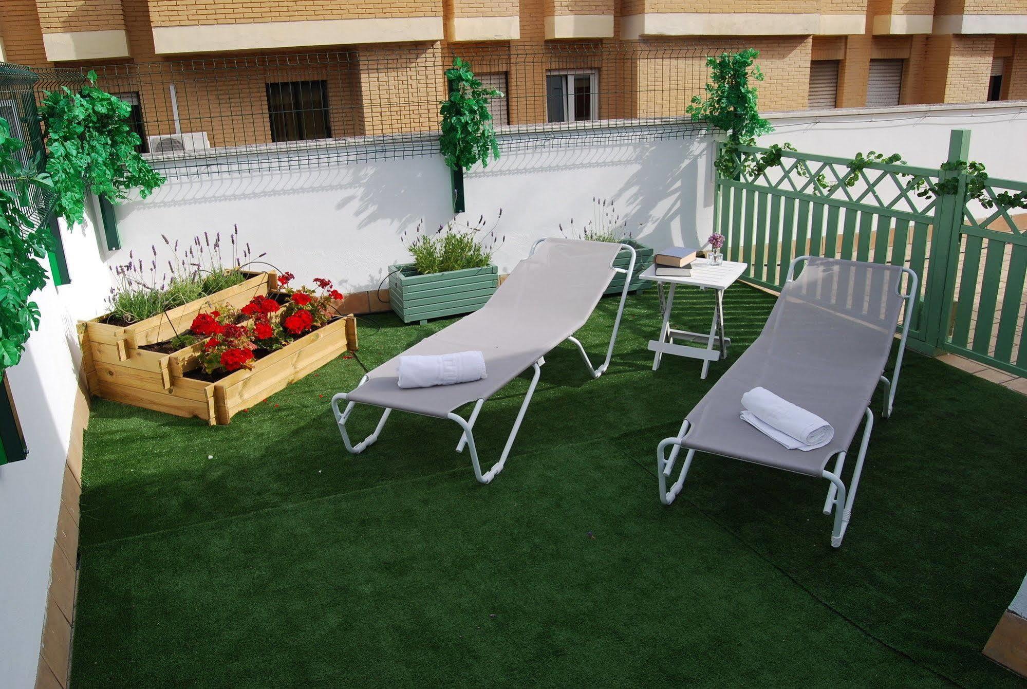 Hotel Dona Blanca Seville Exterior photo