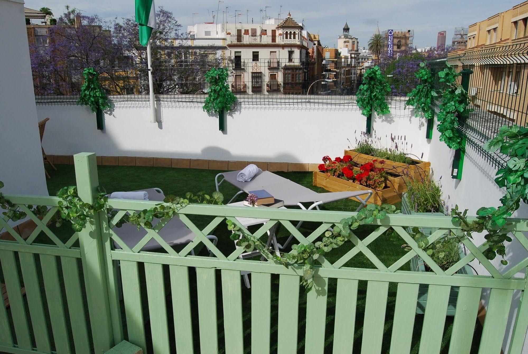 Hotel Dona Blanca Seville Exterior photo