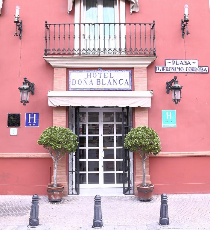 Hotel Dona Blanca Seville Exterior photo